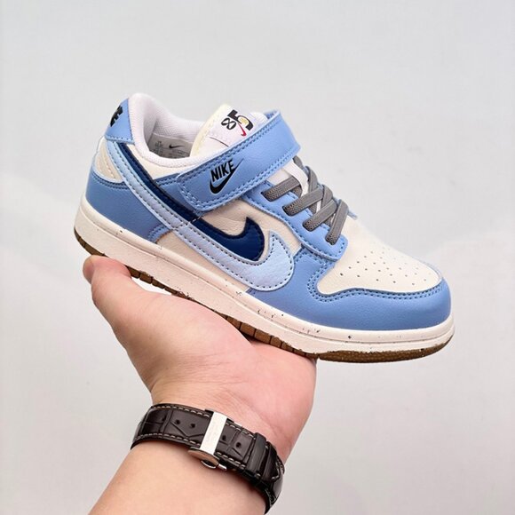 Nike SB Dunk Low Cream Blue Sneakers - Picture 1 of 6